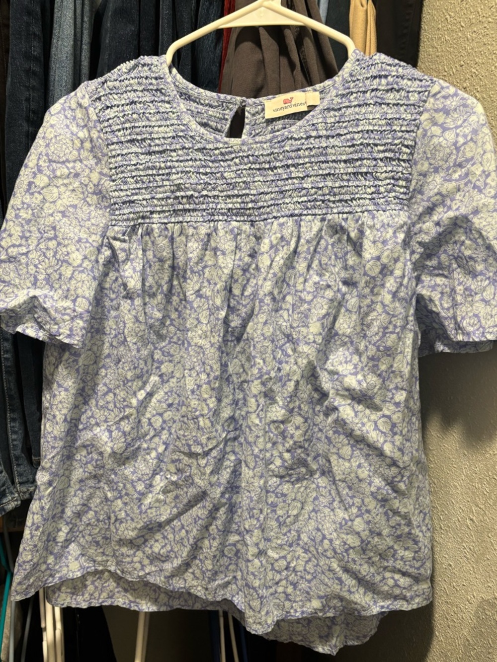 Vineyard Vines Light Blue Floral Smocked Yoke Blouse size M